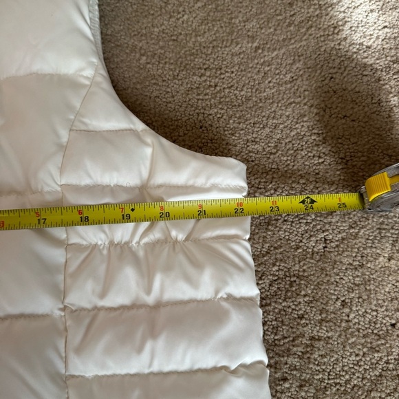 NEW Lands’End FeatherFree Quilted Insulated Vest Woman size L - Picture 9 of 12